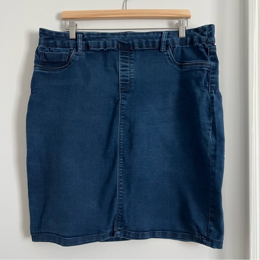 Classic Blue Denim Pencil Skirt